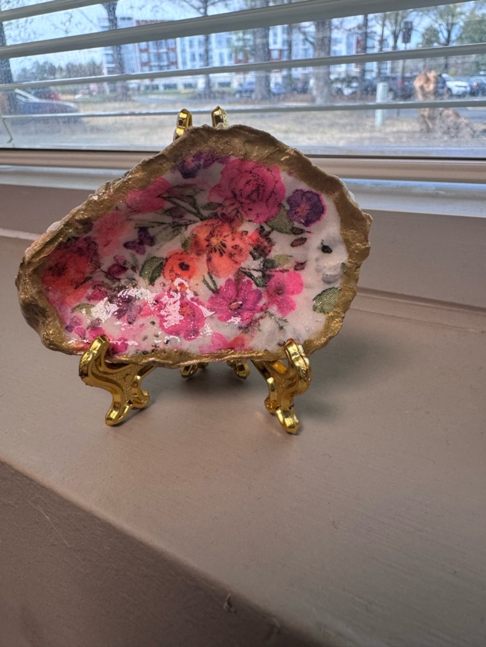 Oyster shell decor/jewelry trinket/ornament, handmade